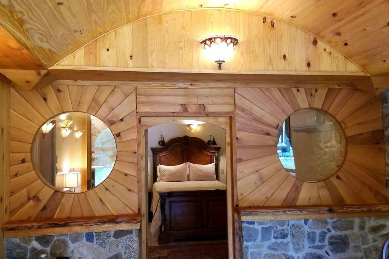 Shire Suite At White Lotus Eco Spa Retreat Stanardsville 外观 照片
